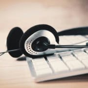 Accueil téléphonique bilingue en français et anglais